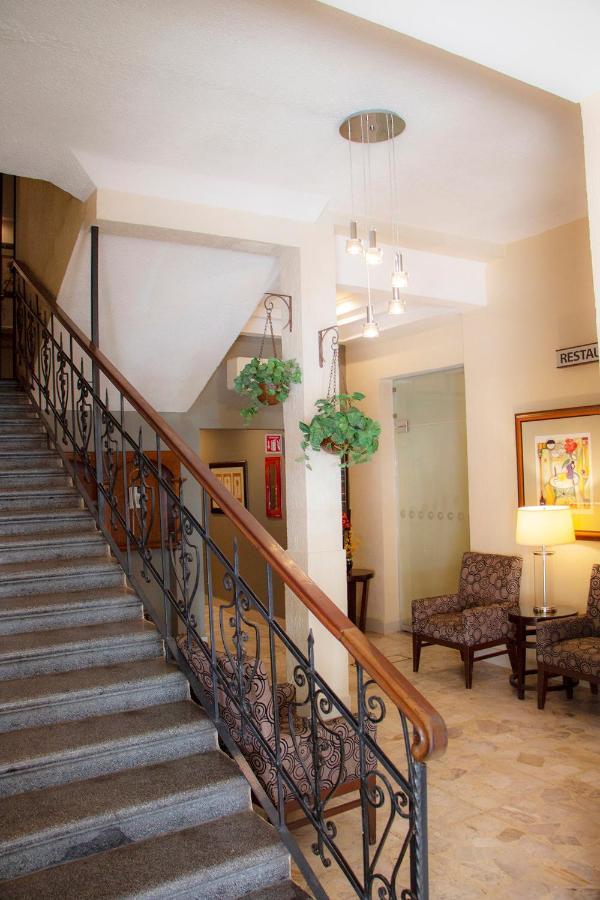 לוס מוצ'יס Hotel Fenix מראה חיצוני תמונה