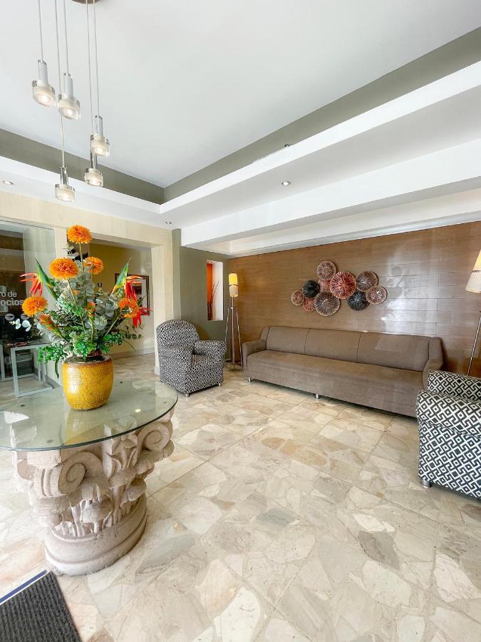 לוס מוצ'יס Hotel Fenix מראה חיצוני תמונה